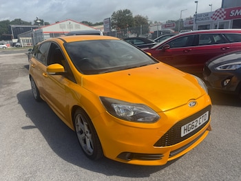 2012 (62) - 2.0T ST-2 5dr