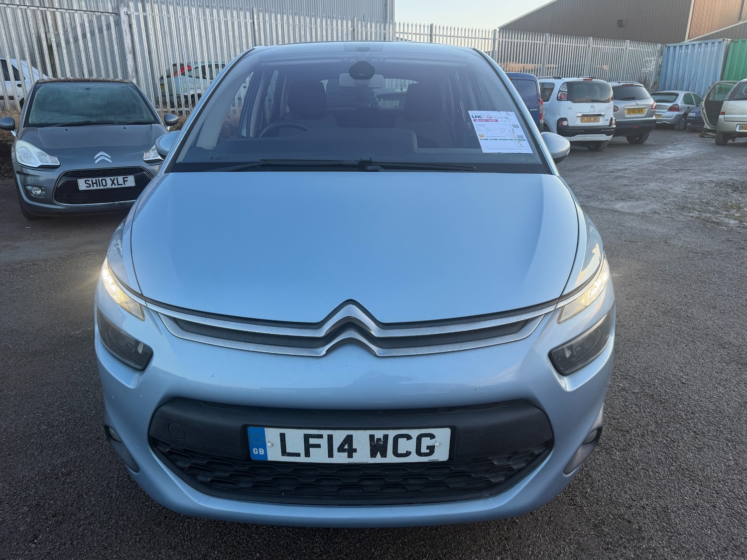 Used Citroen C4 Picasso 2014 for sale - 77228355: Photo 2