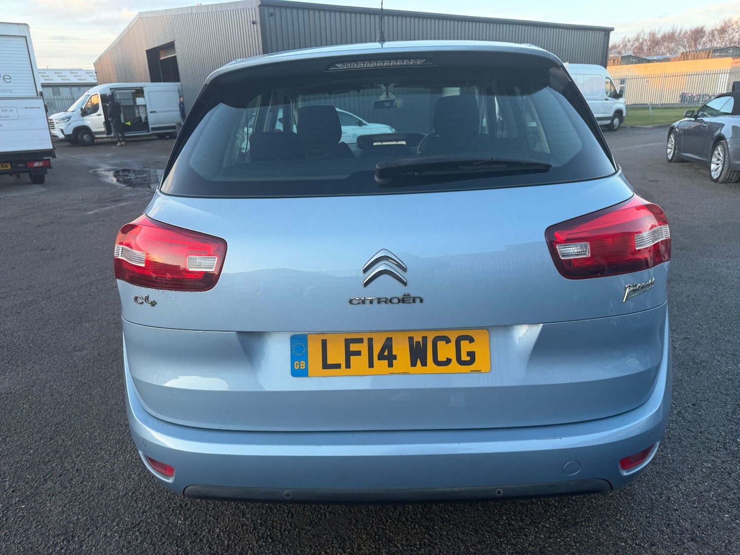 Used Citroen C4 Picasso 2014 for sale - 77228355: Photo 5
