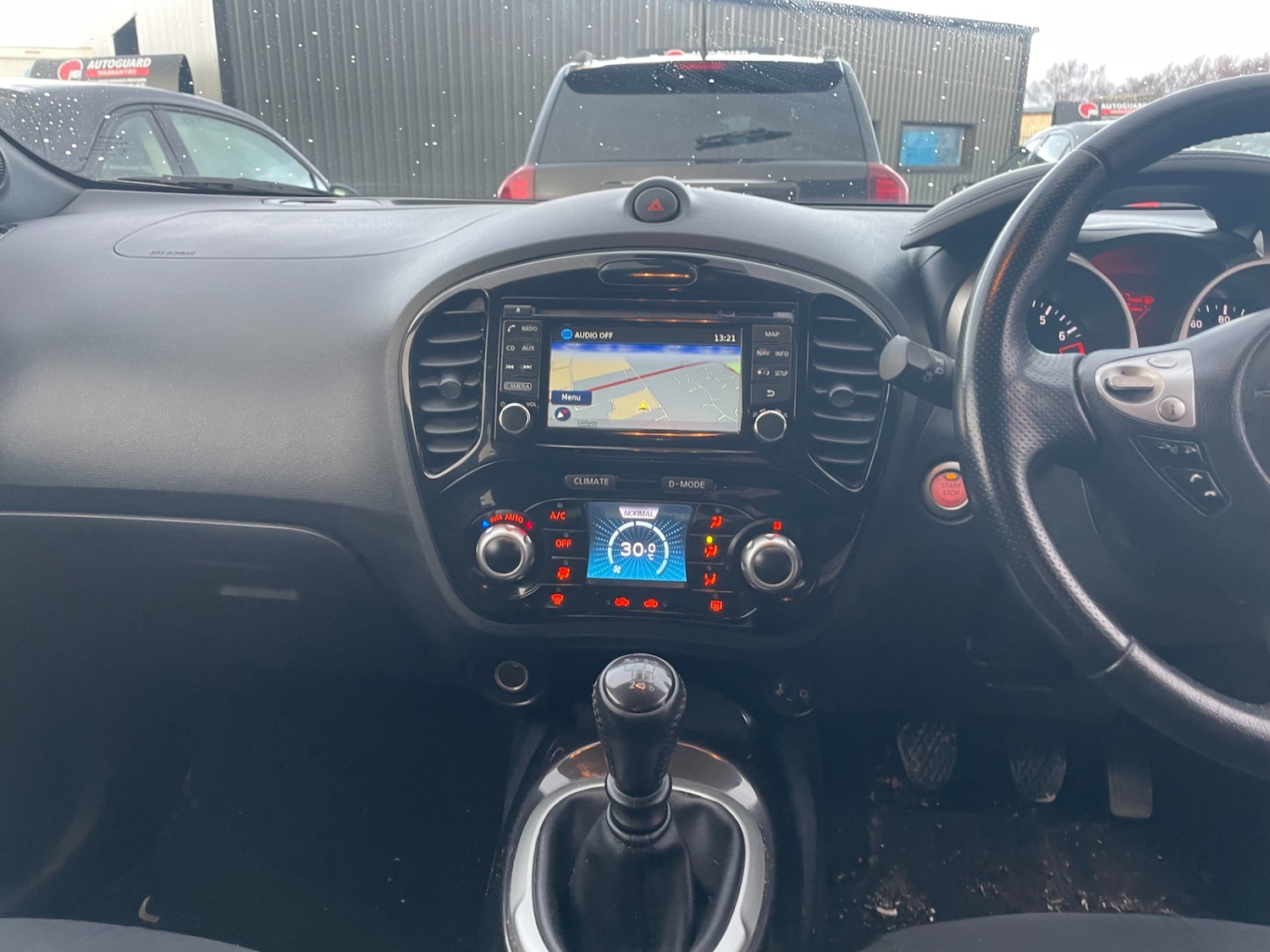 Used Nissan Juke 2015 for sale - 77019399: Photo 5