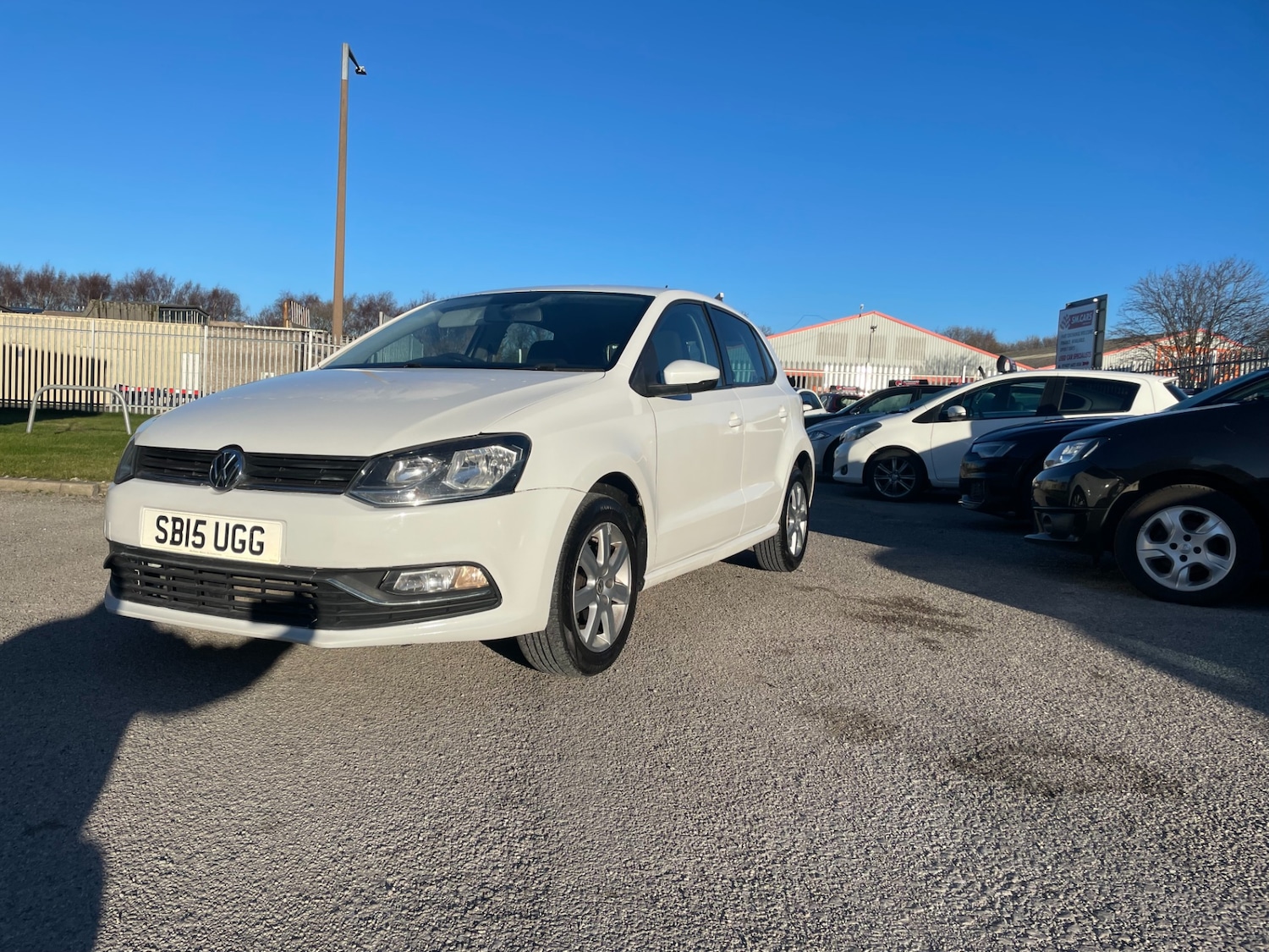 Used Volkswagen Polo 2015 for sale - 77094345: Photo 3