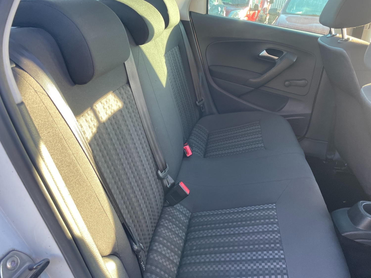 Used Volkswagen Polo 2015 for sale - 77094345: Photo 9