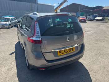 Used Renault Grand Scenic 2015 for sale - 74683934: Photo
