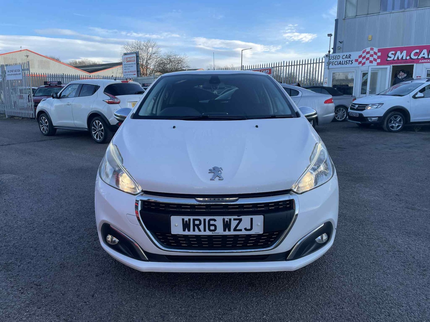 Used Peugeot 208 2016 for sale - 77189440: Photo 2