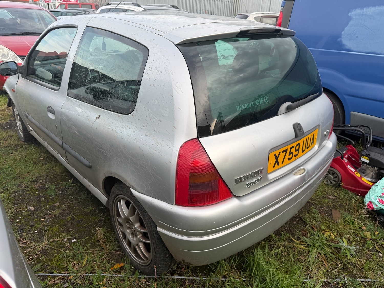 Used Renault Clio 2001 for sale - 76483302: Photo 4