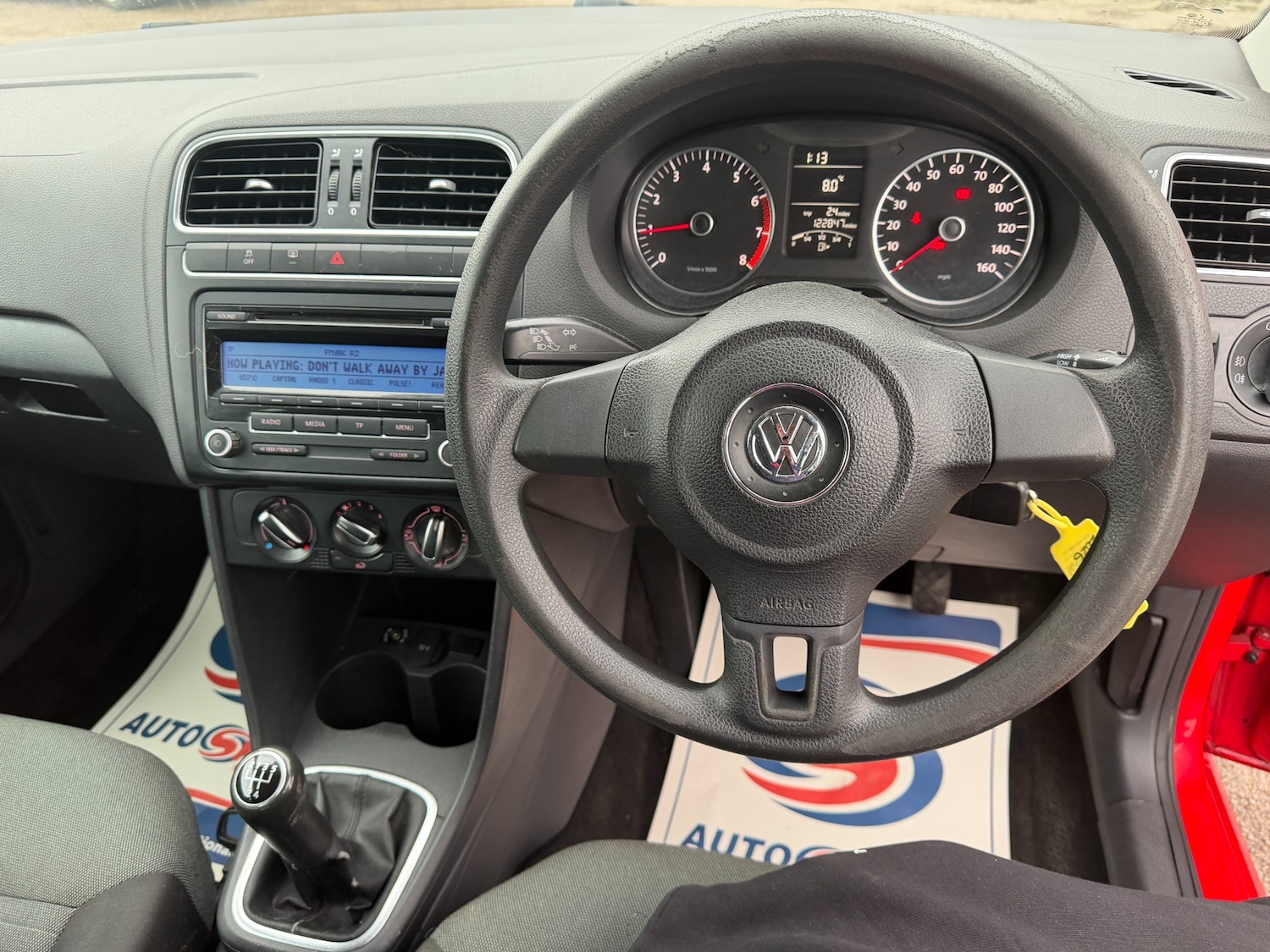 Used Volkswagen Polo 2010 for sale - 77536412: Photo 10