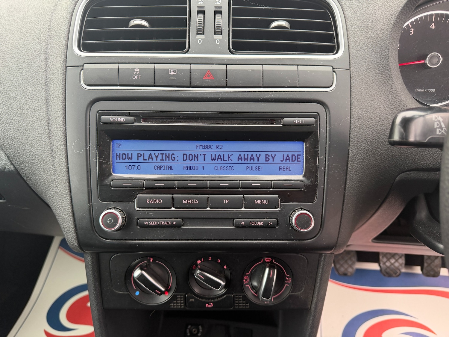 Used Volkswagen Polo 2010 for sale - 77536412: Photo 11