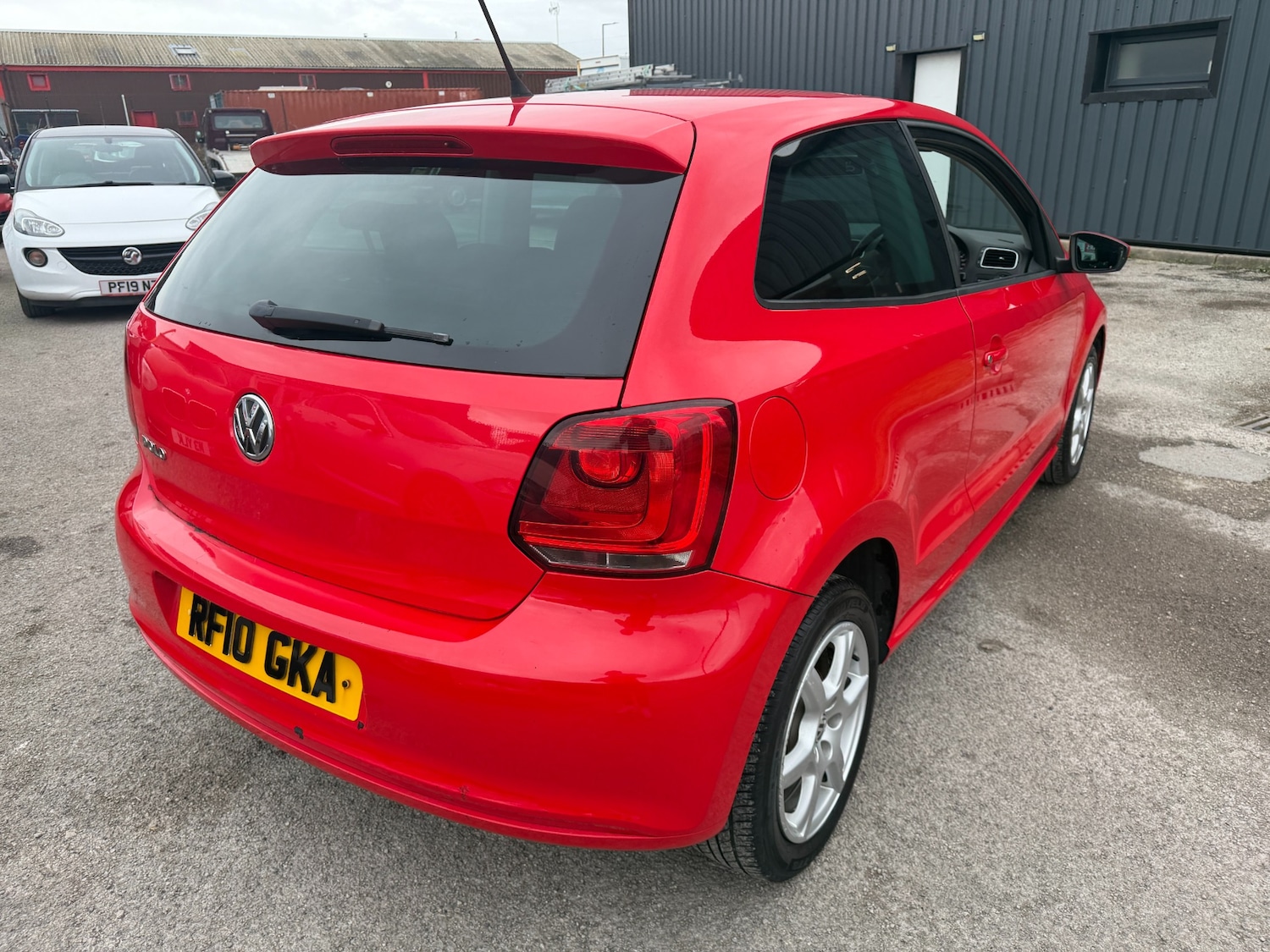 Used Volkswagen Polo 2010 for sale - 77536412: Photo 6