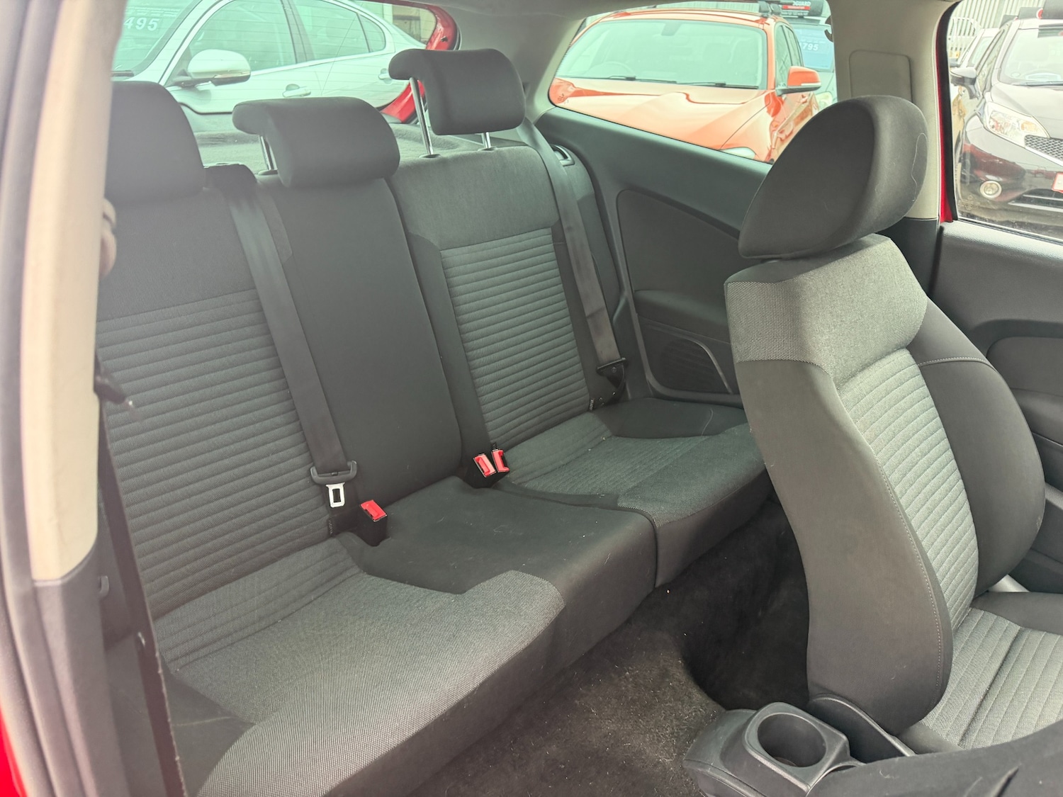 Used Volkswagen Polo 2010 for sale - 77536412: Photo 8