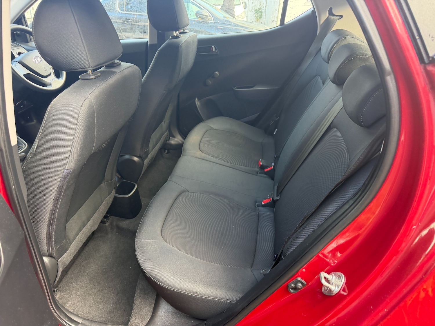 Used Hyundai i10 2018 for sale - 76343943: Photo 10