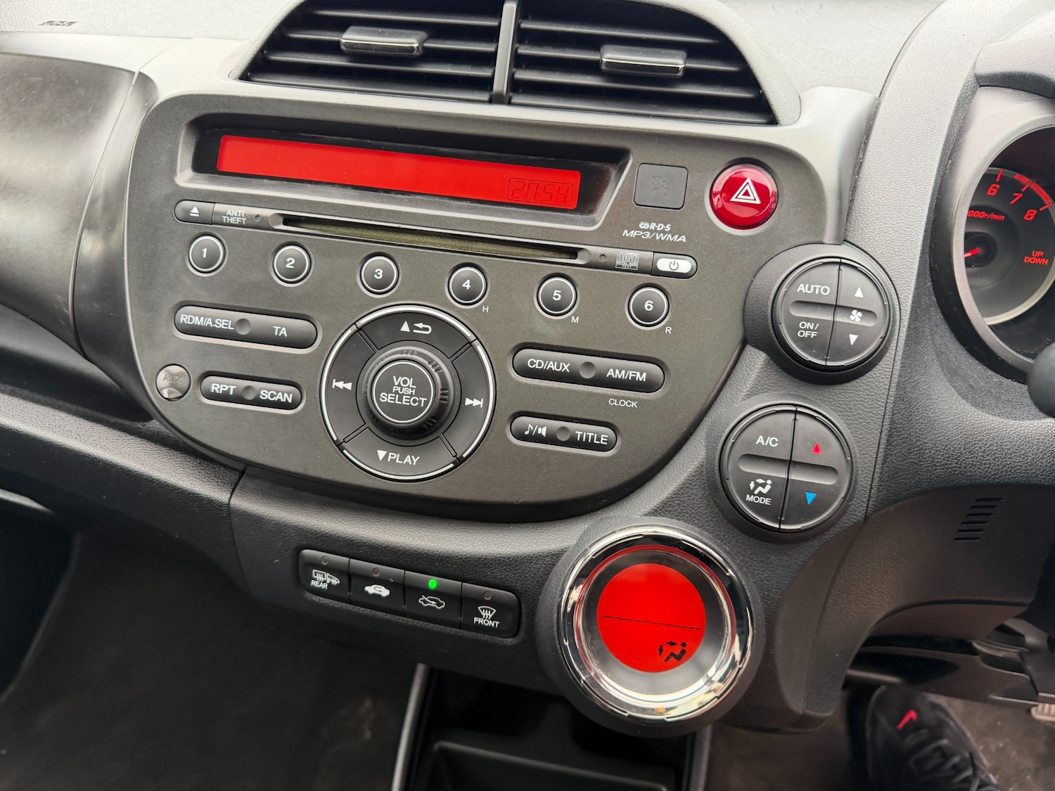 Used Honda Jazz 2011 for sale - 77782133: Photo 12