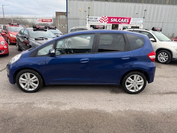 Used Honda Jazz 2011 for sale - 77782133: Photo