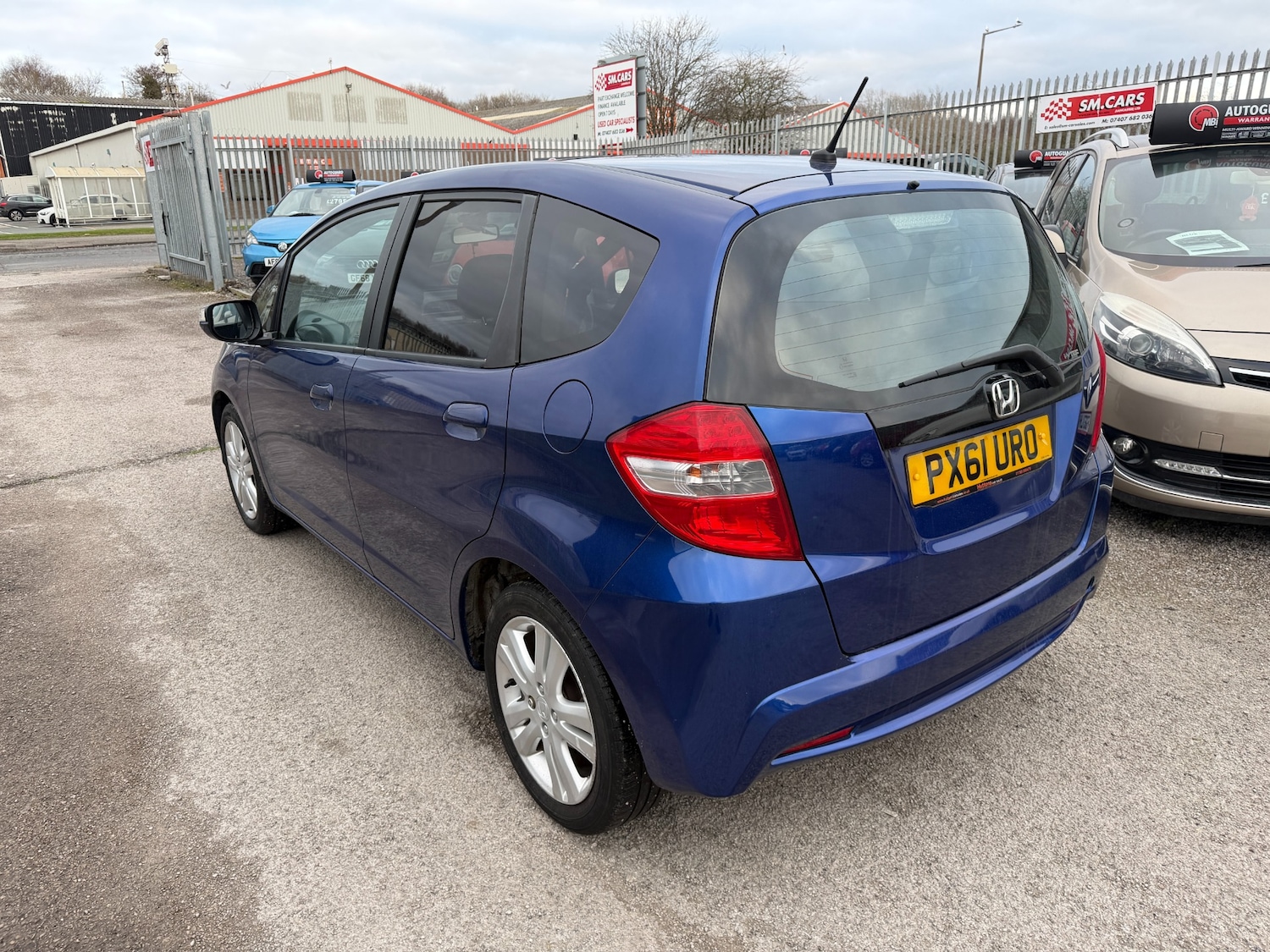 Used Honda Jazz 2011 for sale - 77782133: Photo 5