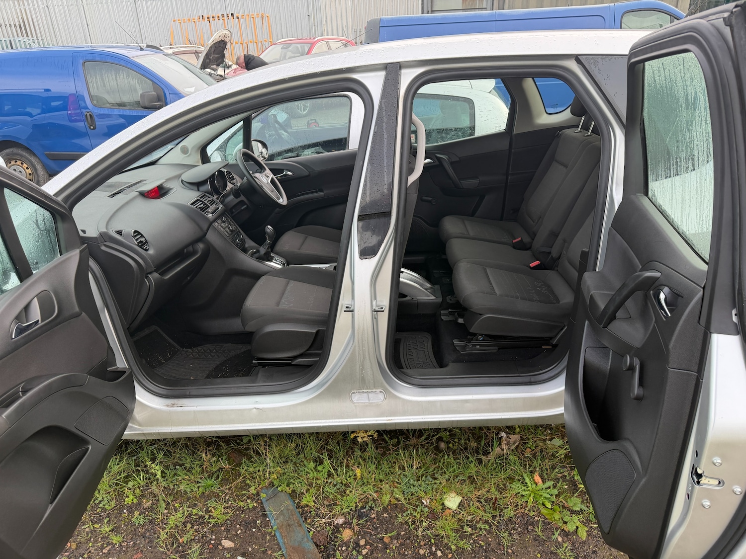 Used Vauxhall Meriva 2011 for sale - 76560171: Photo 7