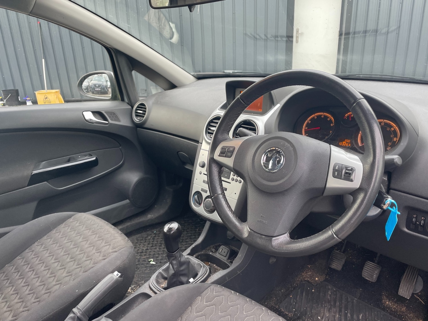 Used Vauxhall Corsa 2013 for sale - 76736725: Photo 4