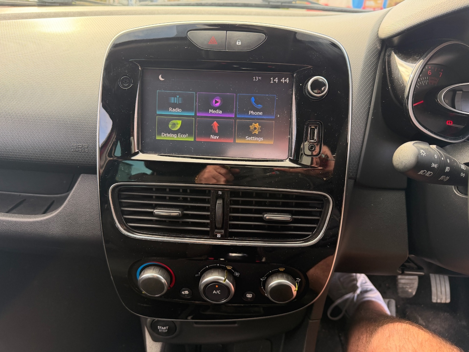 Used Renault Clio 2018 for sale - 76334190: Photo 9