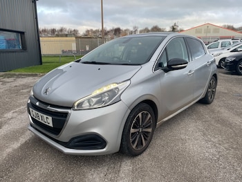 Used Peugeot 208 2018 for sale - 77008404: Photo