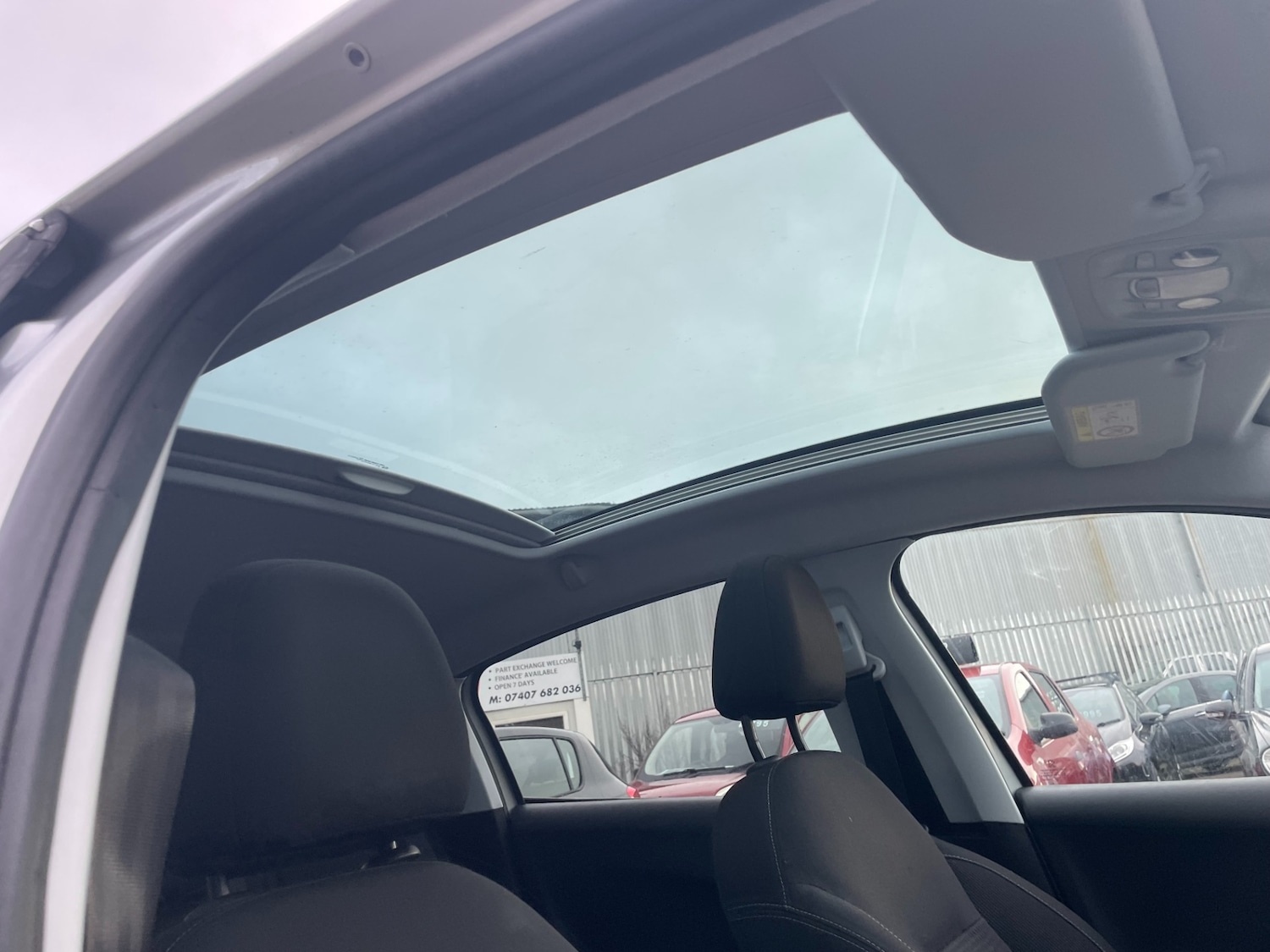 Used Peugeot 208 2018 for sale - 77008404: Photo 7