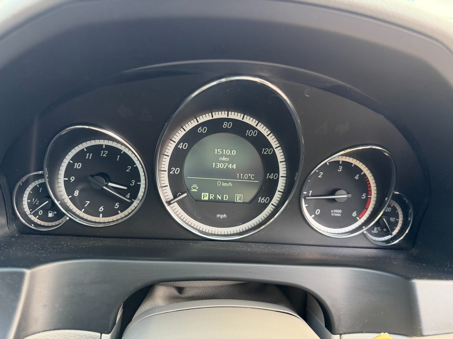 Used Mercedes-Benz E Class 2010 for sale - 77643982: Photo 9