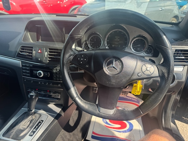 Used Mercedes-Benz E Class 2010 for sale - 74760298: Photo 14