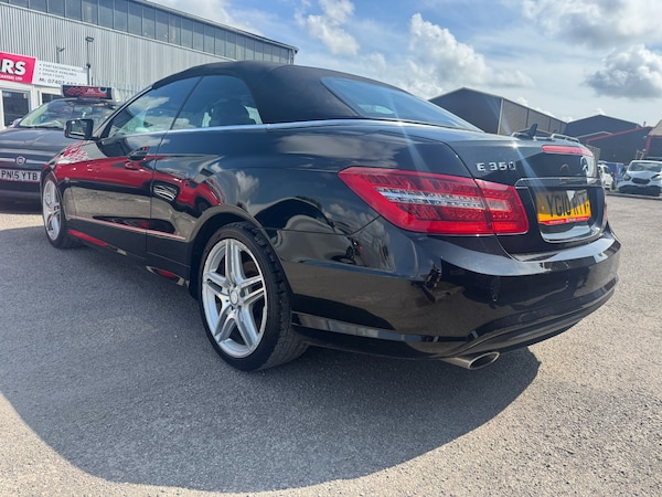 Used Mercedes-Benz E Class 2010 for sale - 74760298: Photo 3