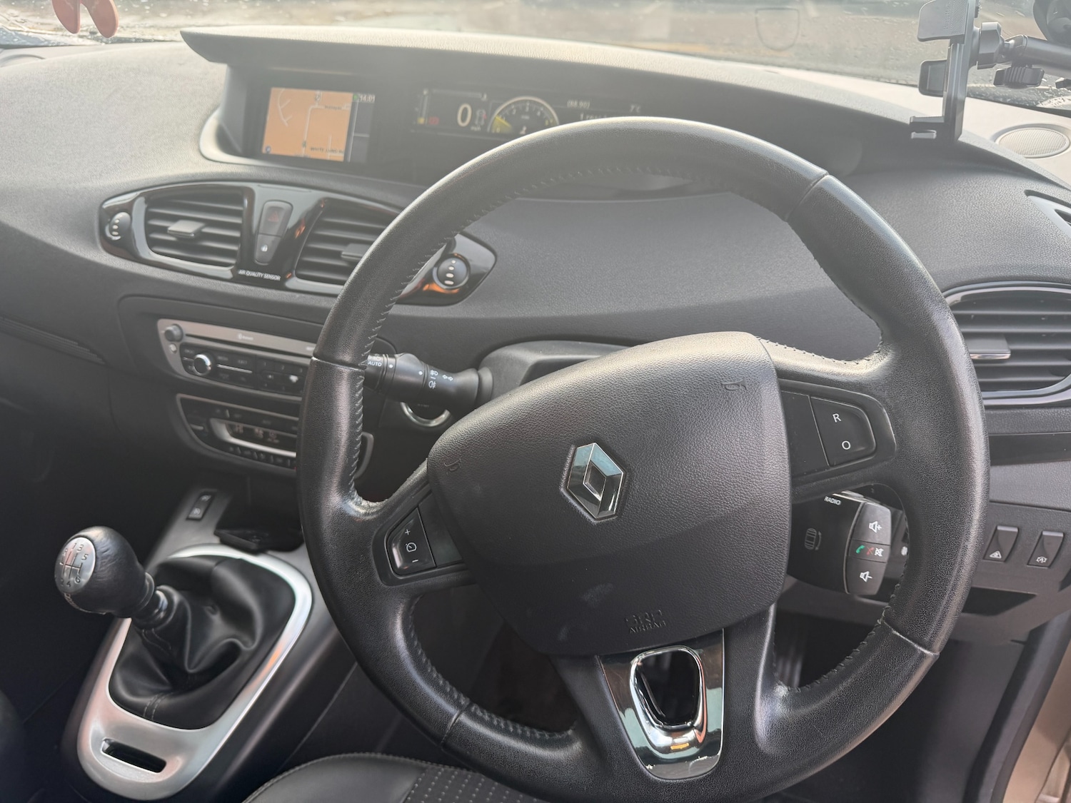 Used Renault Grand Scenic 2013 for sale - 77251135: Photo 8