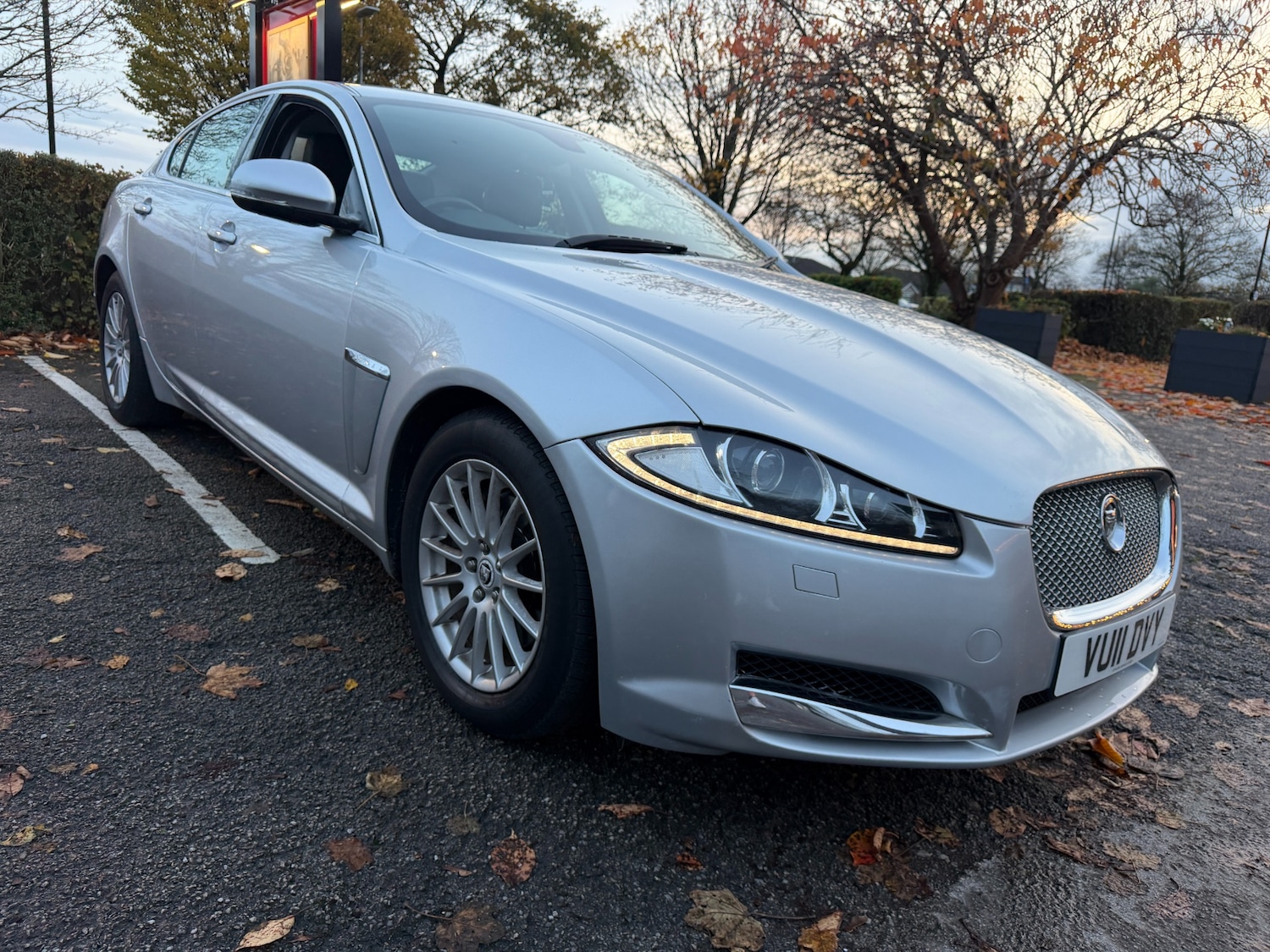 Used Jaguar XF 2011 for sale - 76486017: Photo 1