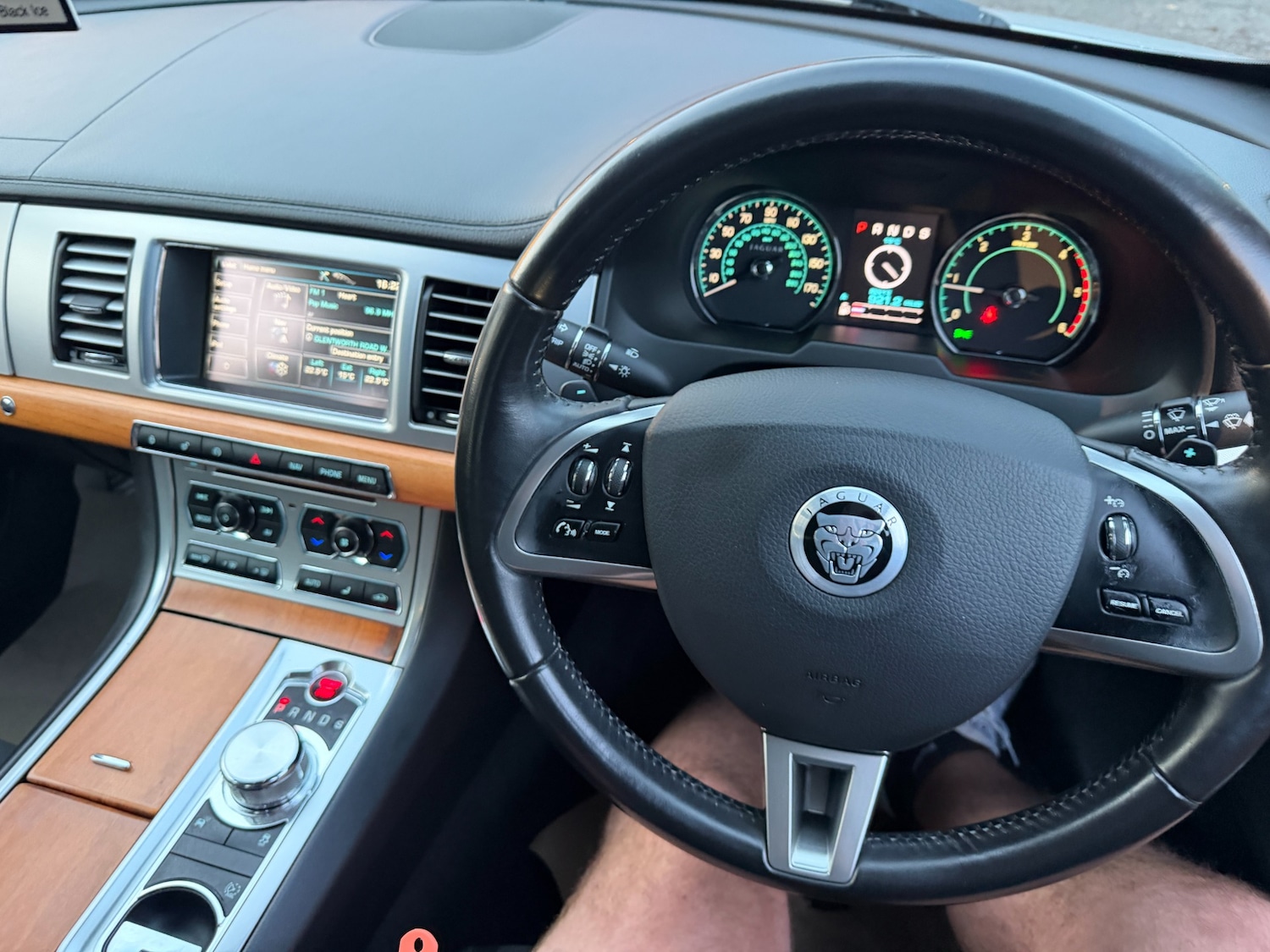 Used Jaguar XF 2011 for sale - 76486017: Photo 13