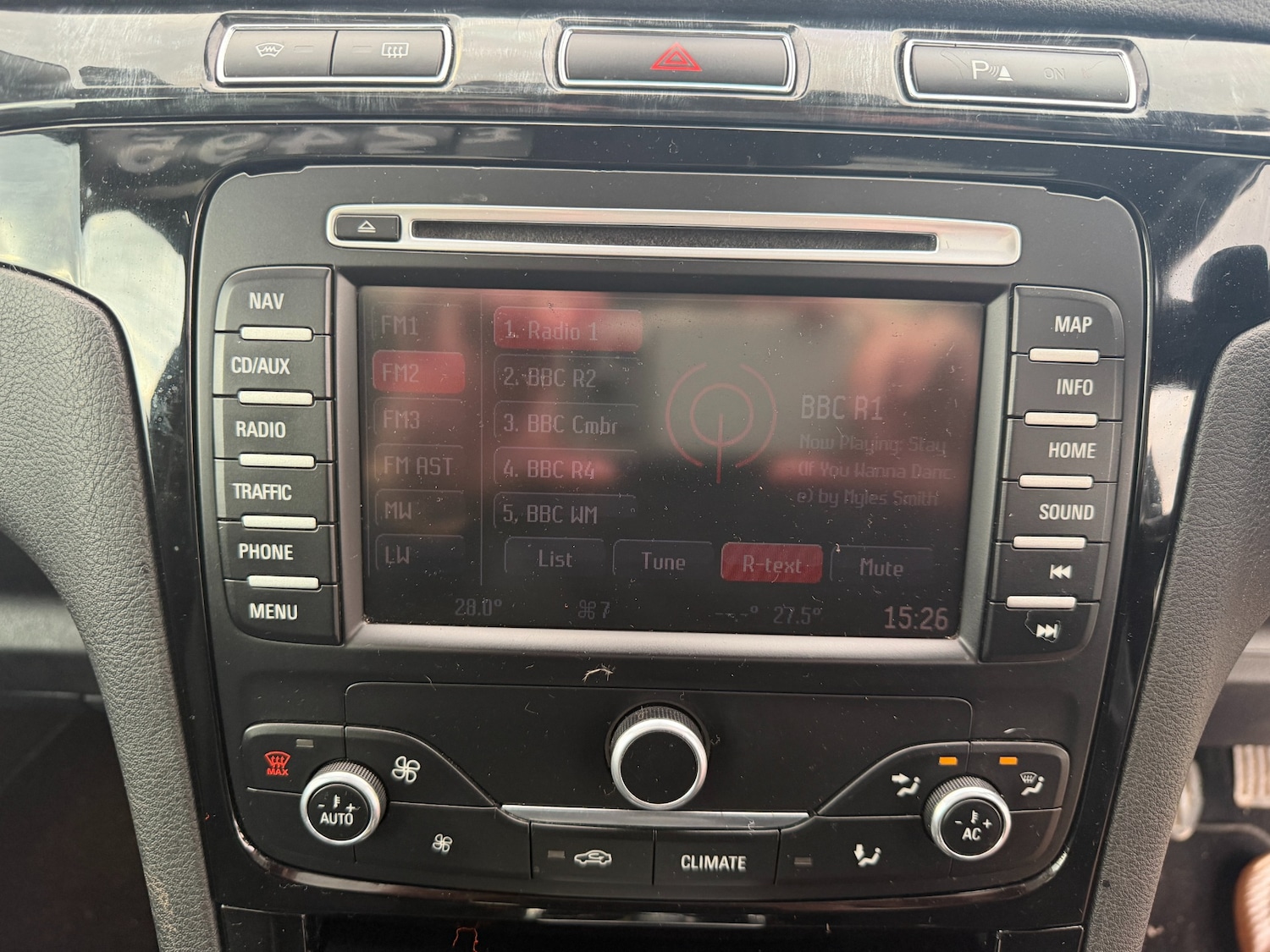 Used Ford Galaxy 2011 for sale - 76467944: Photo 11