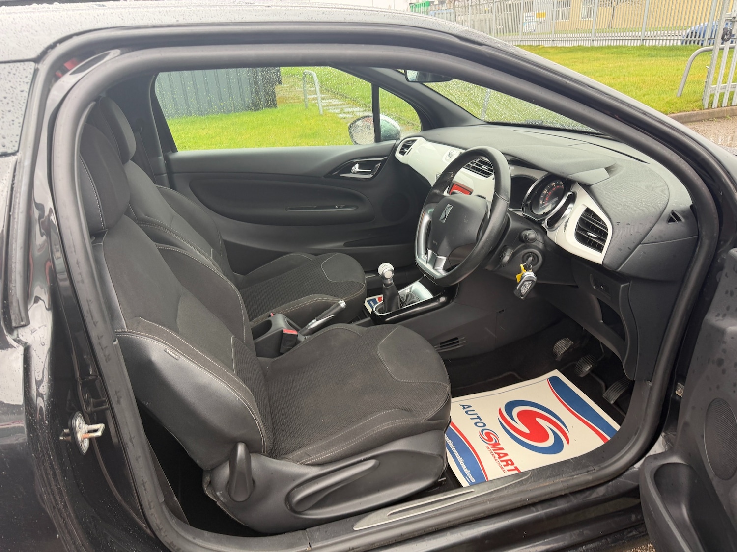 Used Citroen DS3 2011 for sale - 77848140: Photo 7