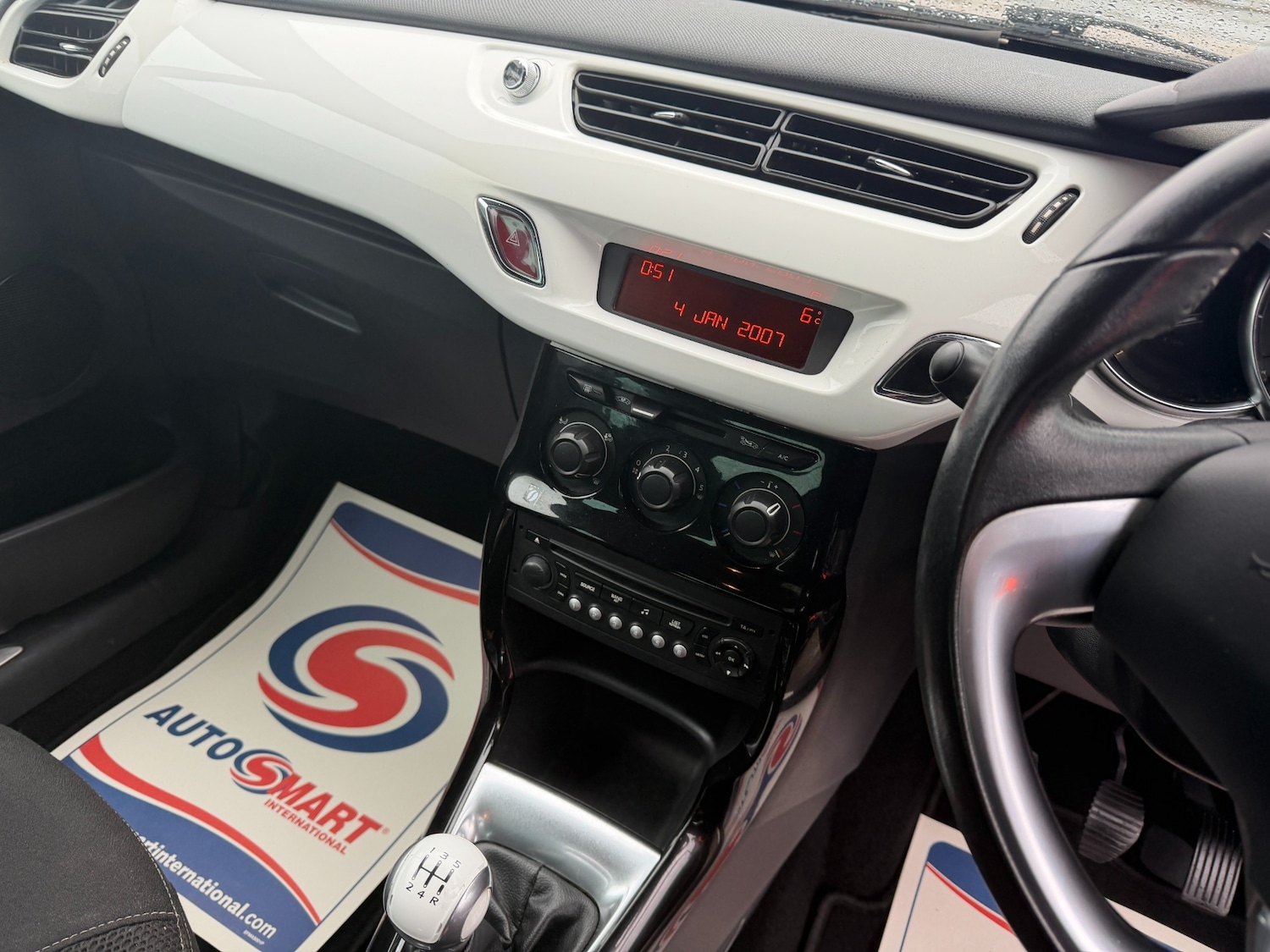 Used Citroen DS3 2011 for sale - 77848140: Photo 9