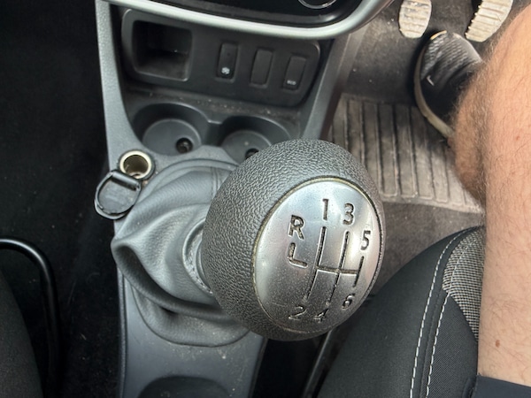 Used Dacia Duster 2016 for sale - 76185892: Photo 11