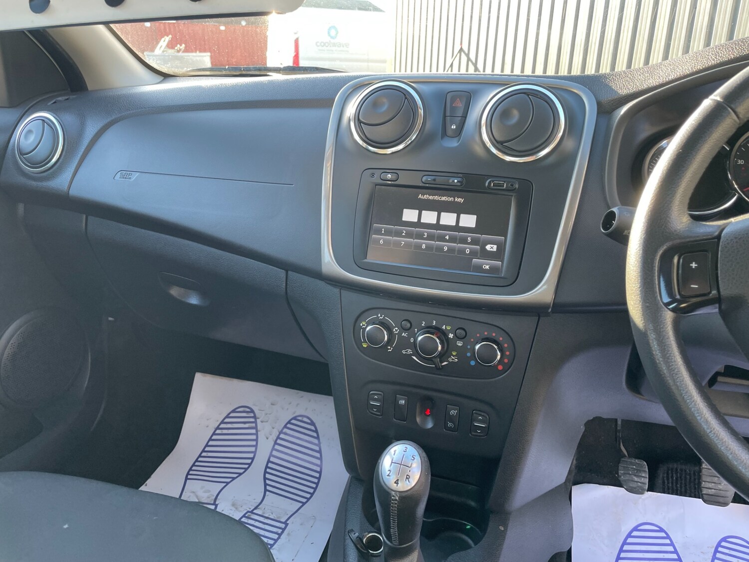 Used Dacia Sandero Stepway 2013 for sale - 76347417: Photo 6