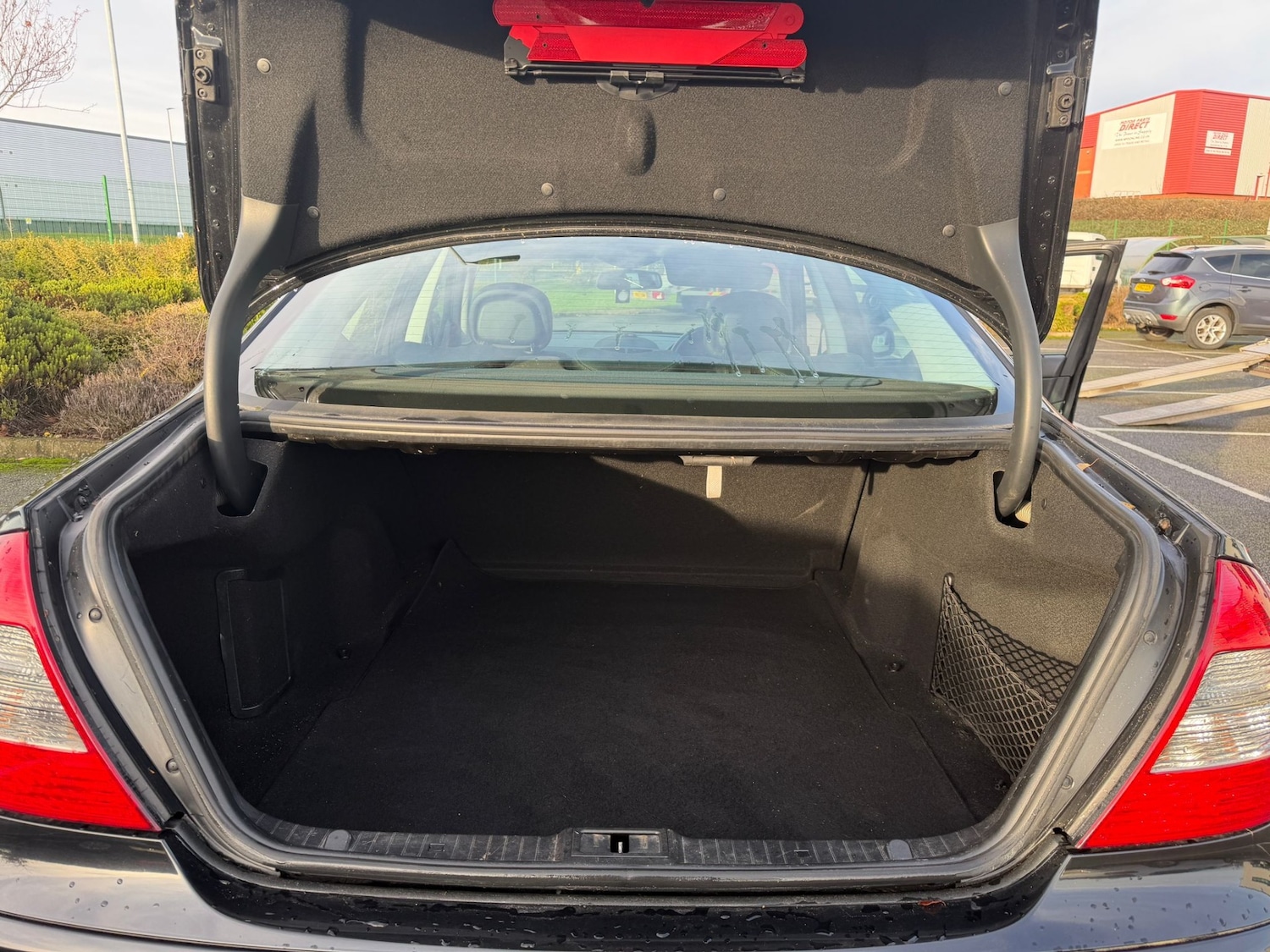 Used Mercedes-Benz E Class 2009 for sale - 76960260: Photo 12