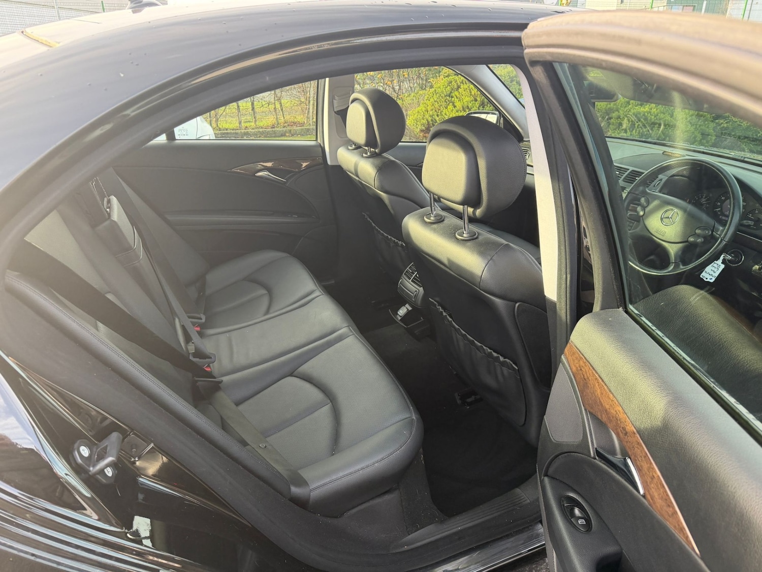 Used Mercedes-Benz E Class 2009 for sale - 76960260: Photo 7