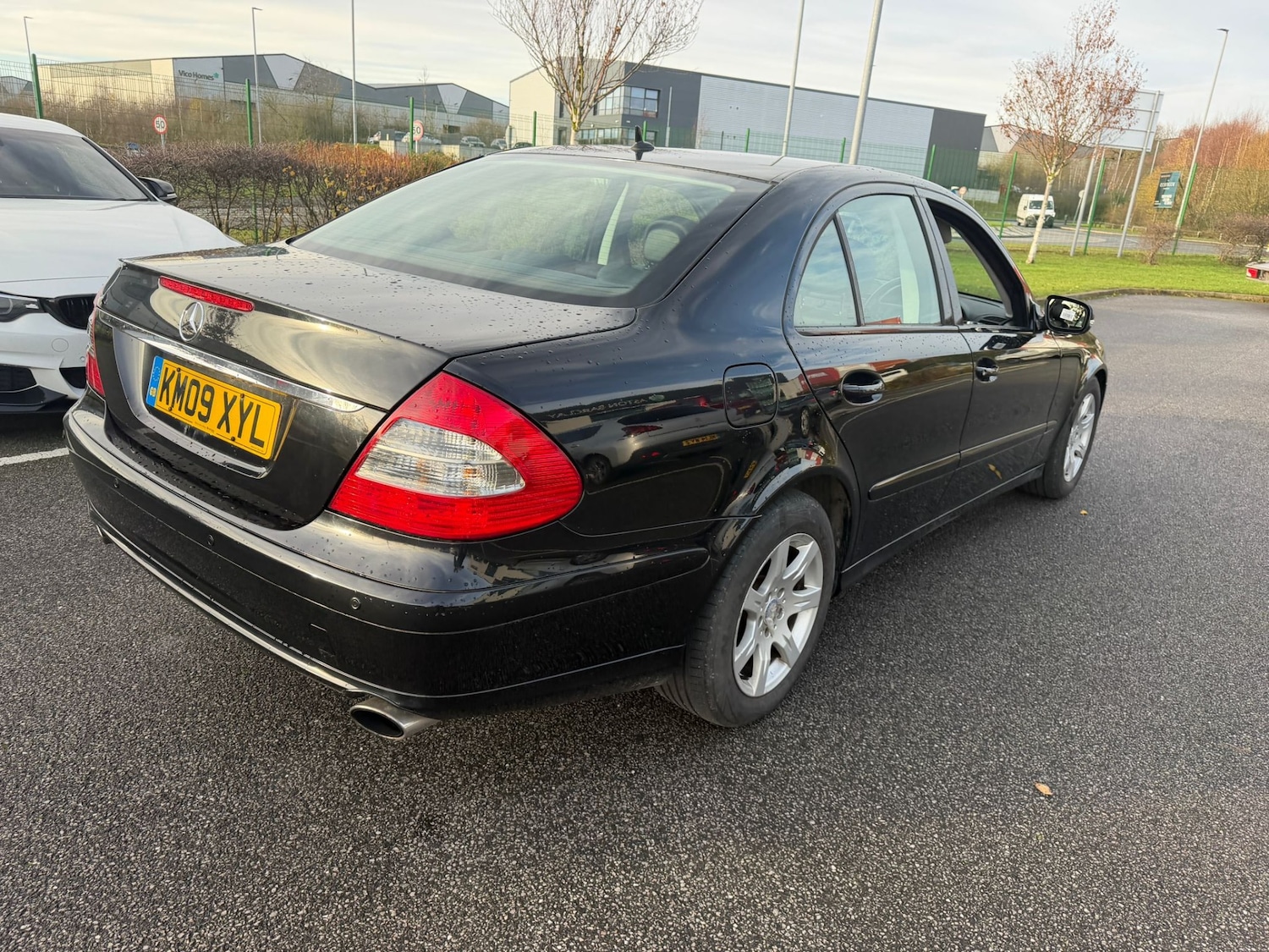 Used Mercedes-Benz E Class 2009 for sale - 76960260: Photo 8
