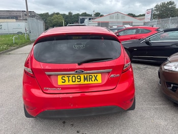 Used Ford Fiesta 2009 for sale - 75330522: Photo