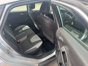 Used Ford Focus 2011 for sale - 75505116: Photo