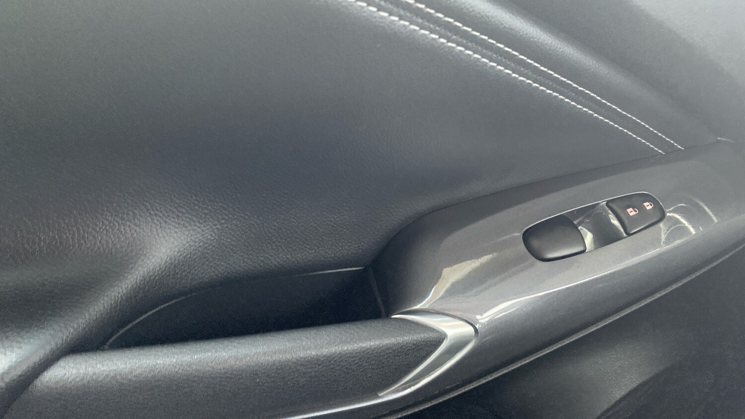 Used Nissan Juke 2022 for sale - 76458438: Photo 41