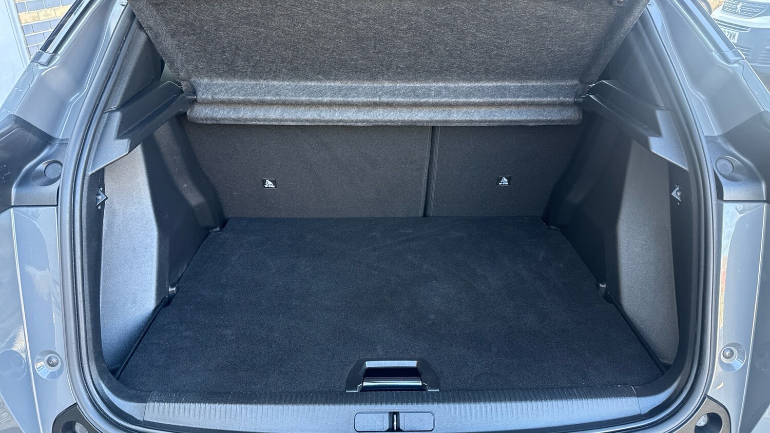 Used Peugeot 2008 2023 for sale - 77971159: Photo 19