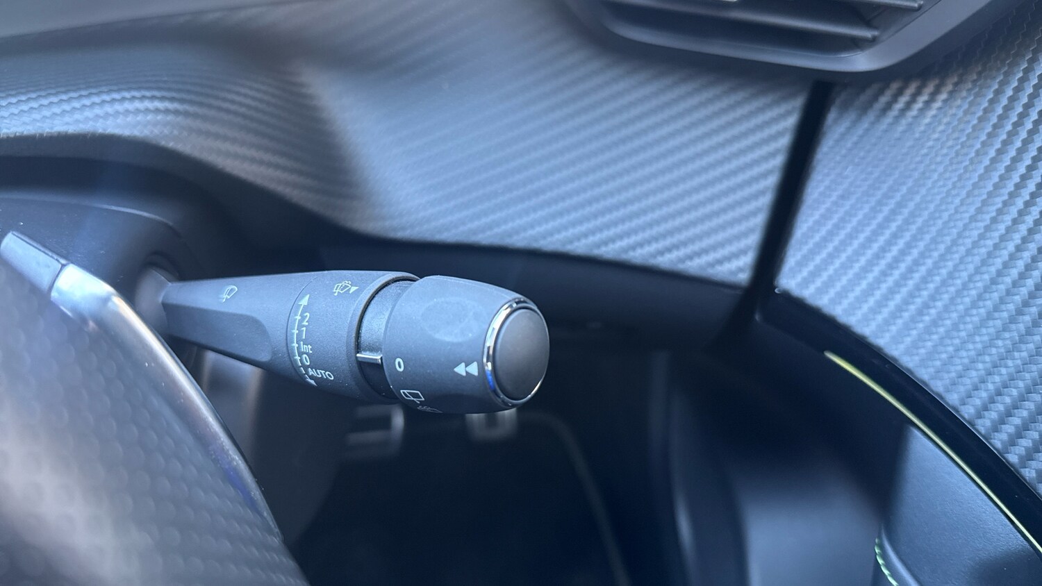 Used Peugeot 2008 2023 for sale - 77971159: Photo 28