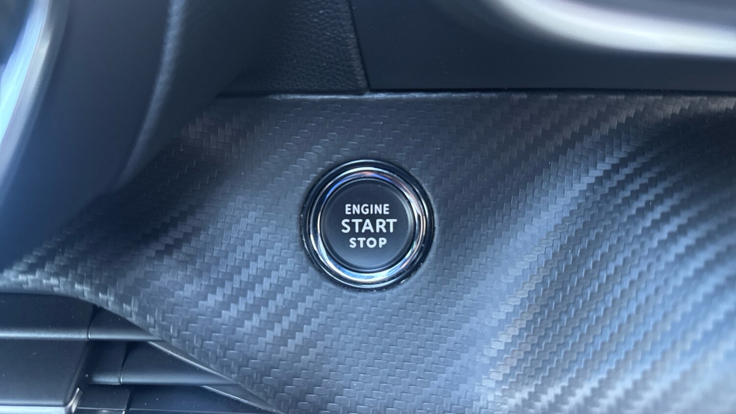 Used Peugeot 2008 2023 for sale - 77971159: Photo 39