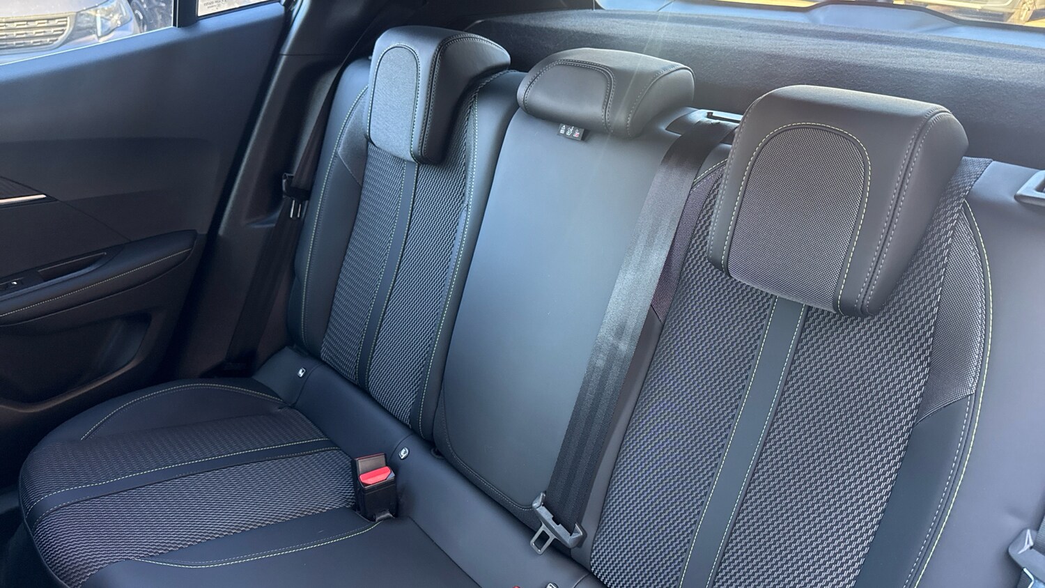 Used Peugeot 2008 2023 for sale - 77971159: Photo 48