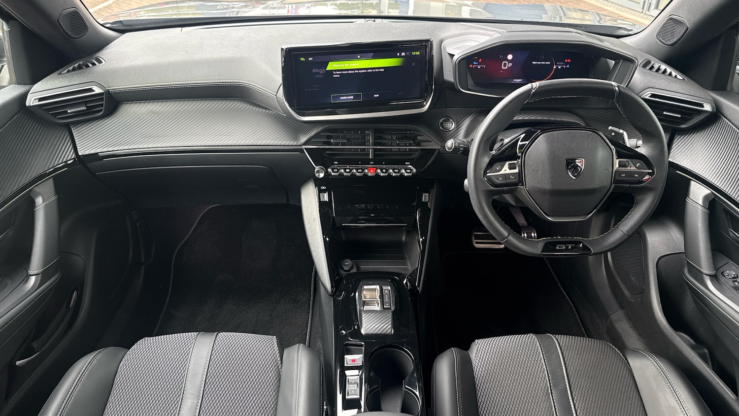 Used Peugeot 2008 2023 for sale - 76175997: Photo 4