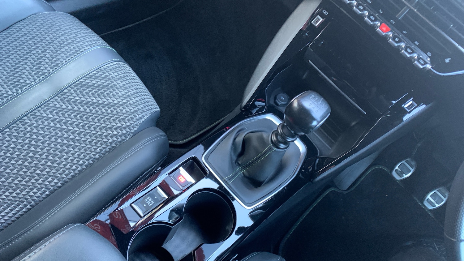 Used Peugeot 2008 2022 for sale - 77092074: Photo 21