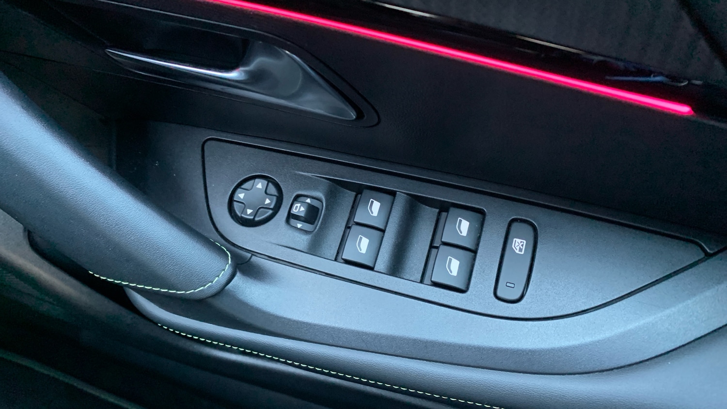 Used Peugeot 2008 2022 for sale - 77092074: Photo 23