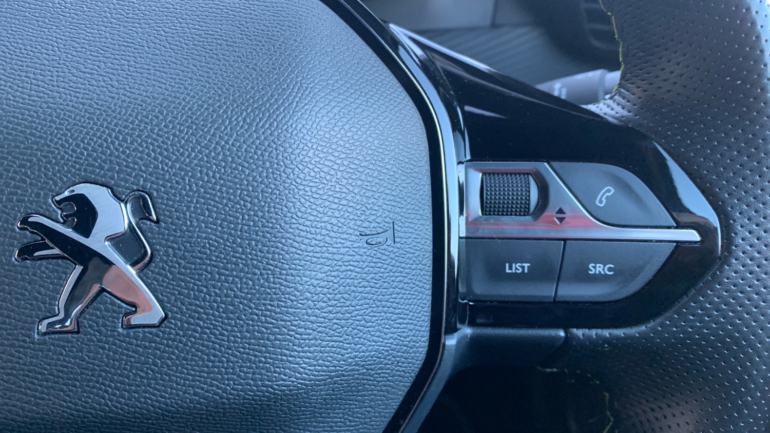 Used Peugeot 2008 2022 for sale - 77092074: Photo 25