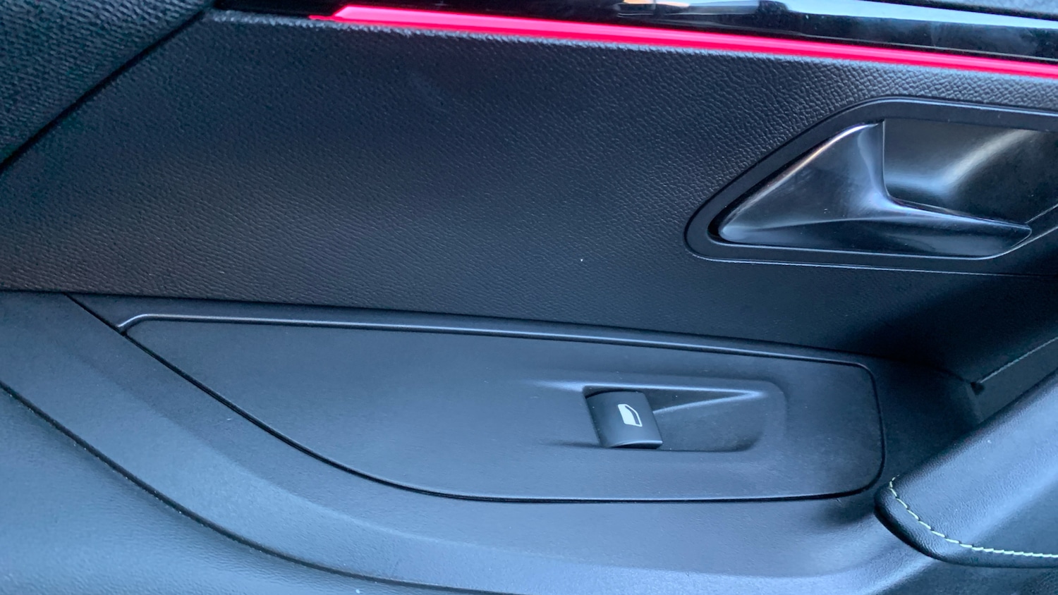 Used Peugeot 2008 2022 for sale - 77092074: Photo 42