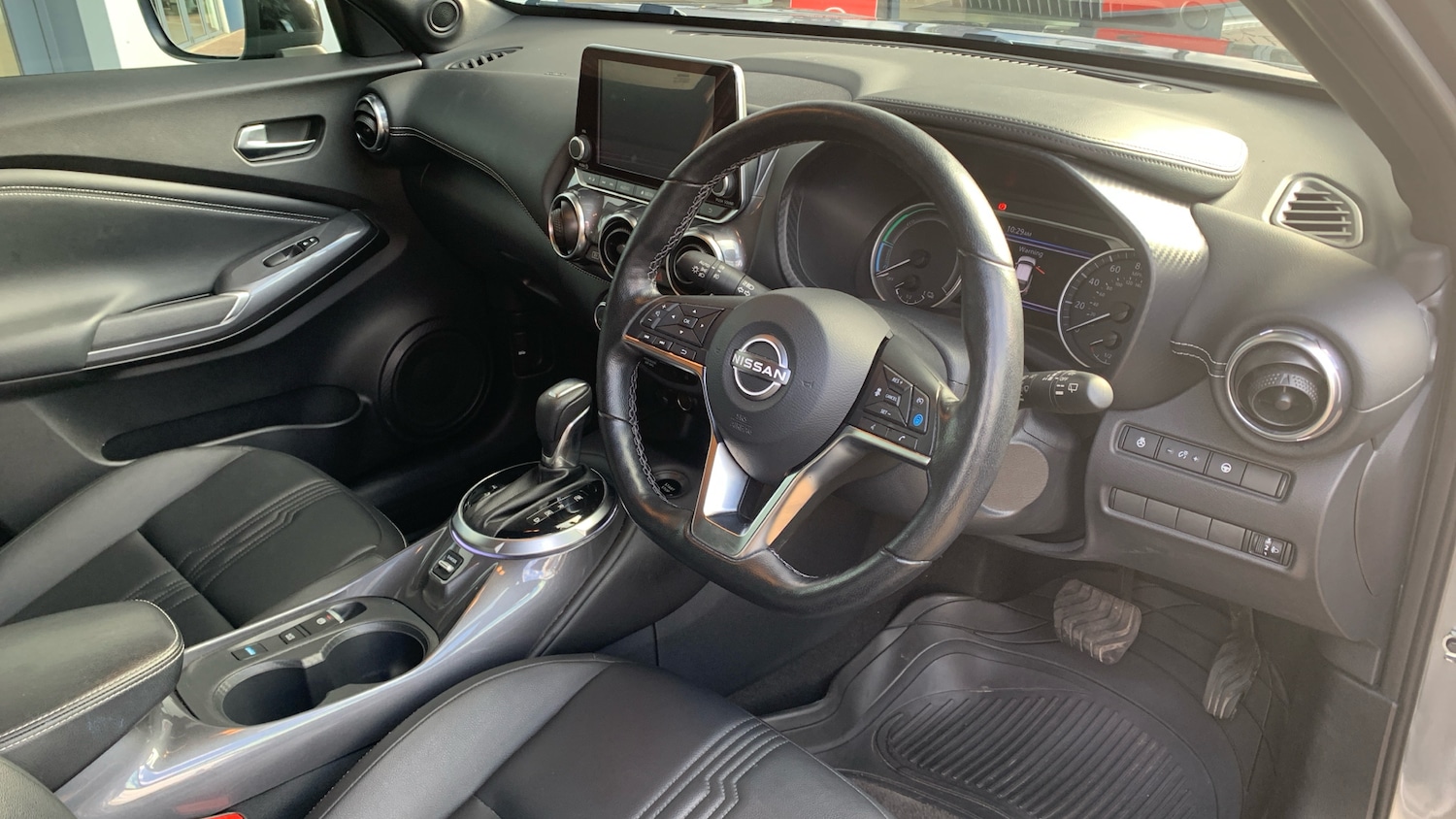 Used Nissan Juke 2023 for sale - 76359102: Photo 11