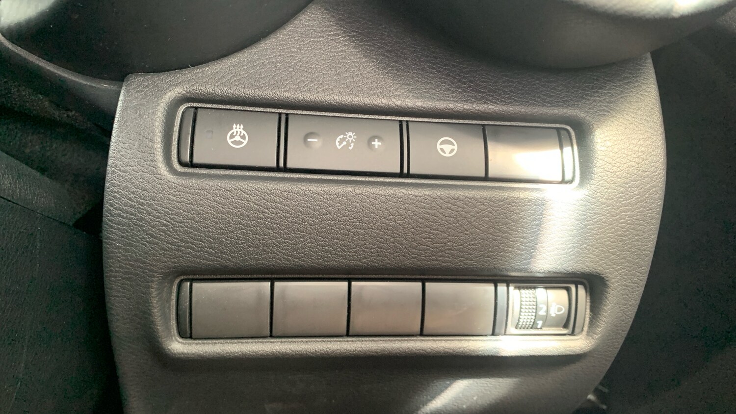 Used Nissan Juke 2023 for sale - 76359102: Photo 34